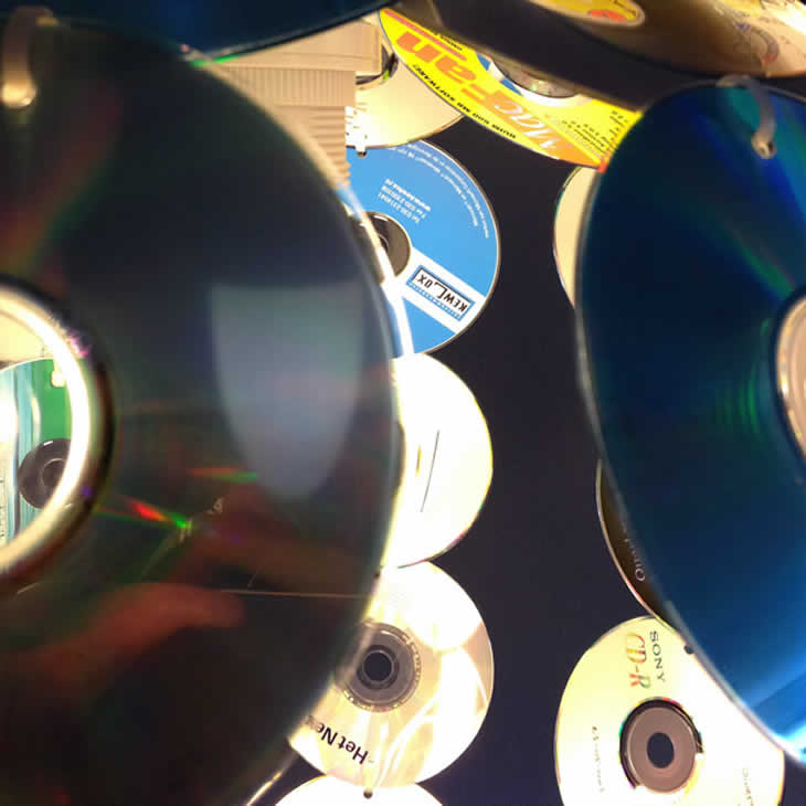 Clegg: CD pendant by Gilbert de Rooij