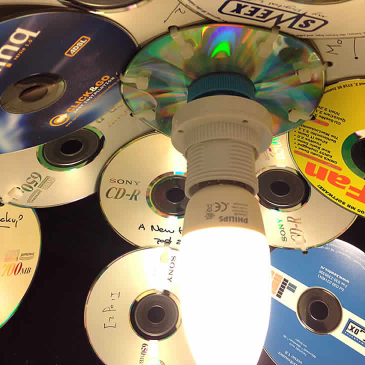 CDegg: CD pendant by Gilbert de Rooij